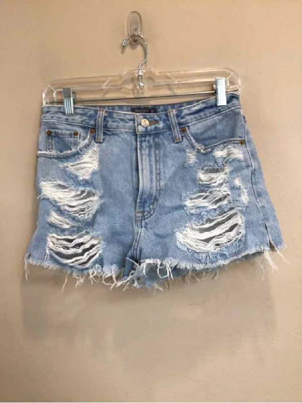 ABERCROMBIE & FITCH SIZE 4 Ladies SHORTS