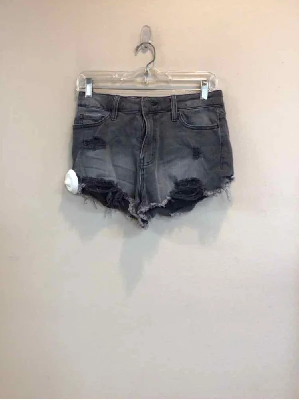 SO SIZE 28 Ladies SHORTS