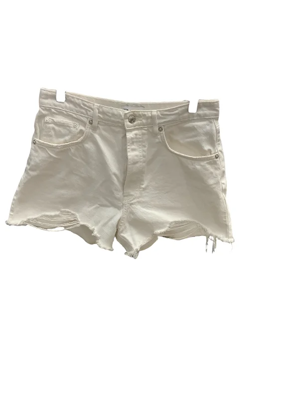 Zara White Women's Short 8